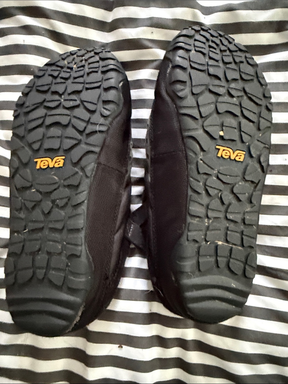 Teva | Shoes | Teva Black Quilted Slipon Clogs With Tan Insole | Poshmark